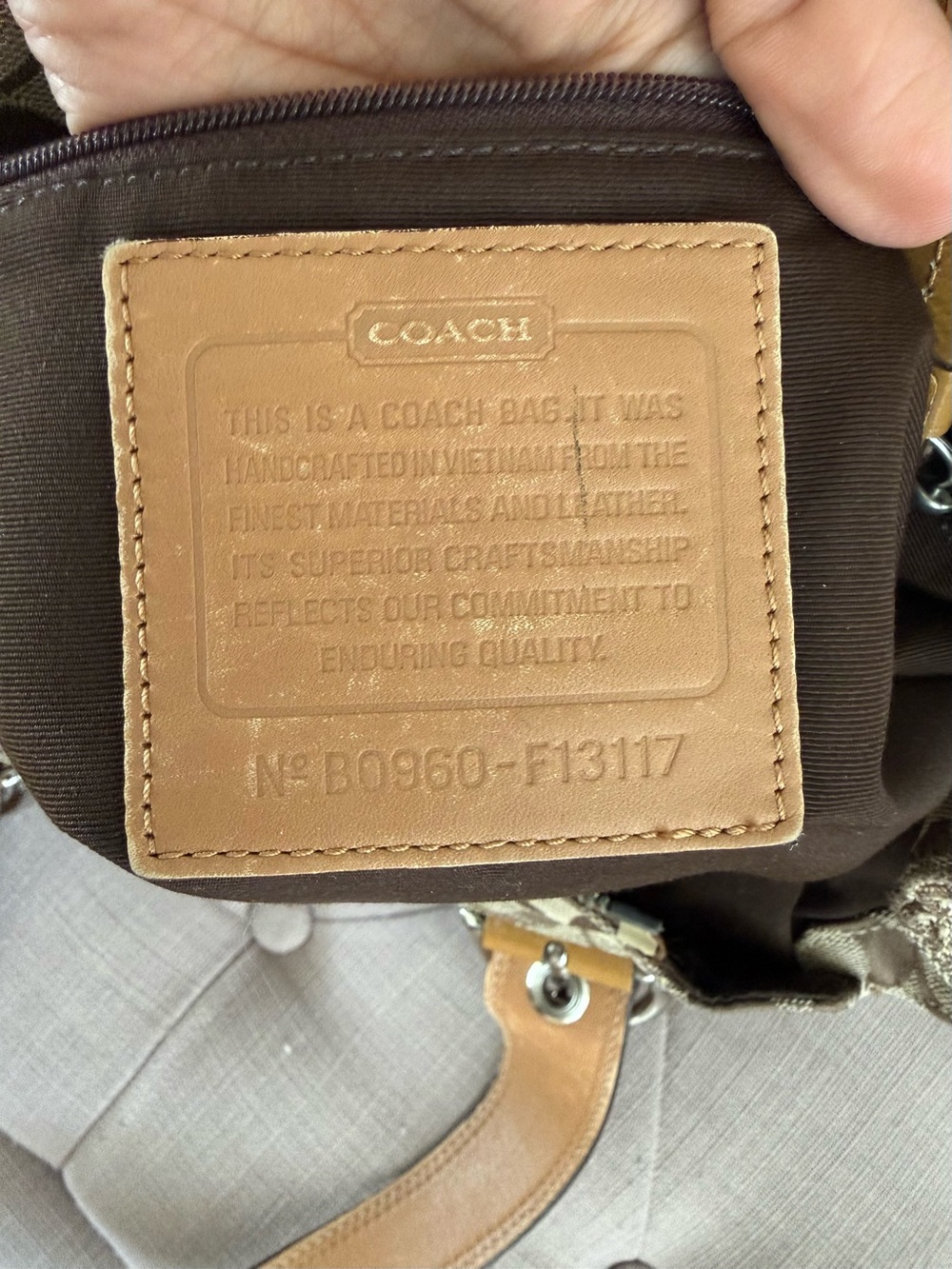 Coach Vintage Signature Soho Tan/Beige - Picture 10 of 10